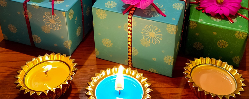 return gifts for Gruhapravesam in Hyderabad